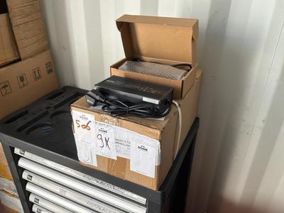 Overzichtsfoto van Sans sslc300v71 Opladers Super Soco CUx (9x)